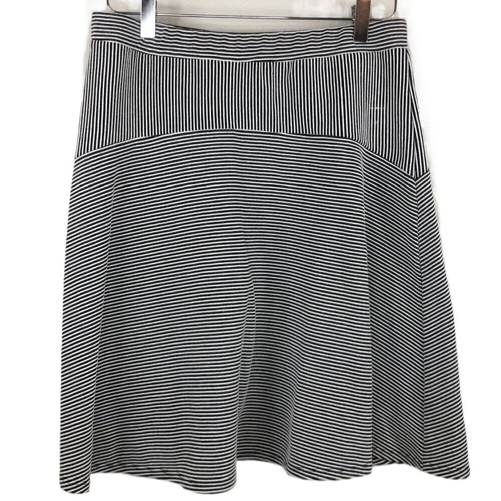 New Direction Black &‎ White Midi Circle Skirt Size PM